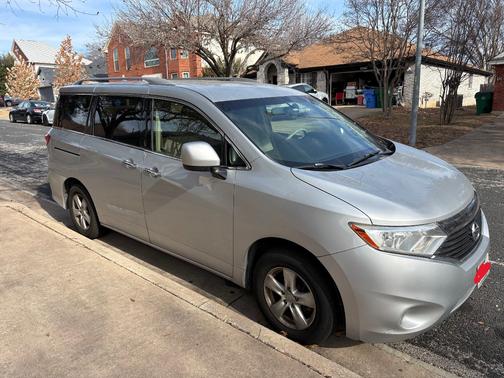 2016 Nissan Quest SV