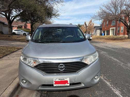 2016 Nissan Quest SV