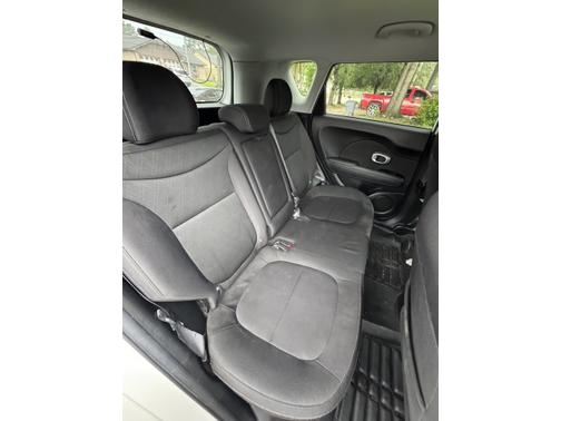 2014 Kia Soul Base