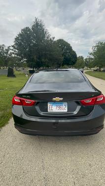 Gray 2018 Chevrolet Malibu LT