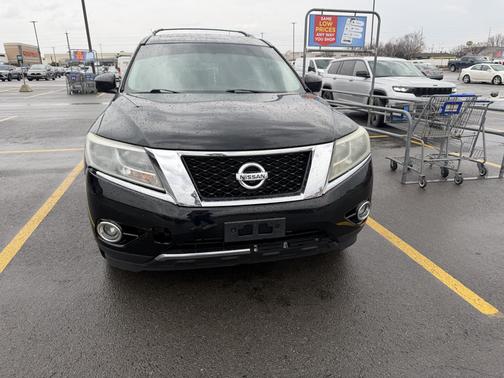 Black 2014 Nissan Pathfinder Platinum