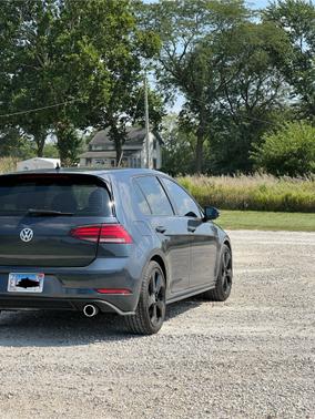 2019 Volkswagen Golf GTI 2.0T S 4-Door