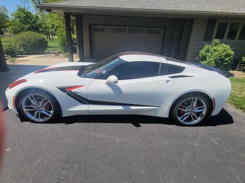 White 2019 Chevrolet Corvette Stingray
