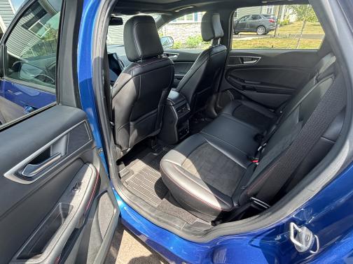 2022 Ford Edge ST-Line