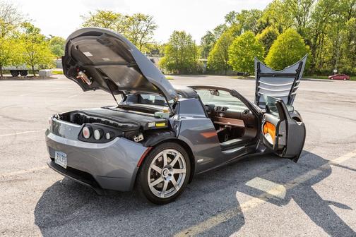 2008 Tesla Roadster Base