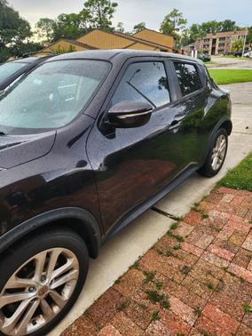 Black 2015 Nissan Juke S