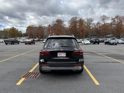 2021 Mercedes-Benz GLB 250 4MATIC