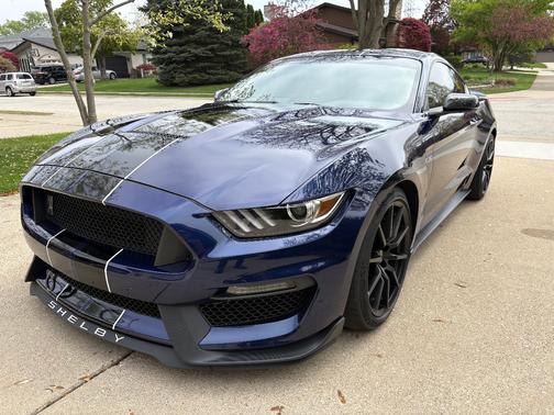 Blue 2018 Ford Shelby GT350 Base