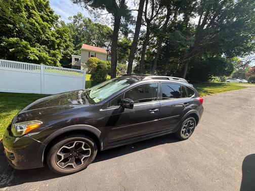Blue 2014 Subaru XV Crosstrek 2.0i Premium