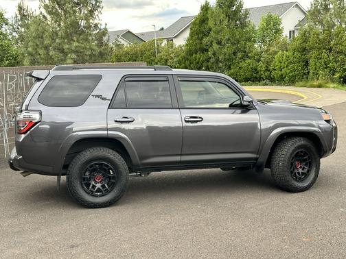 2023 Toyota 4Runner TRD Off Road Premium