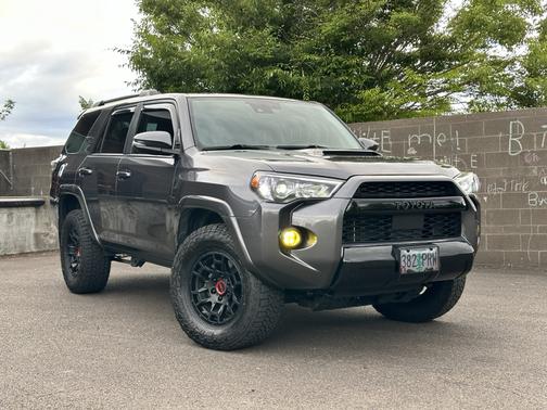 2023 Toyota 4Runner TRD Off Road Premium