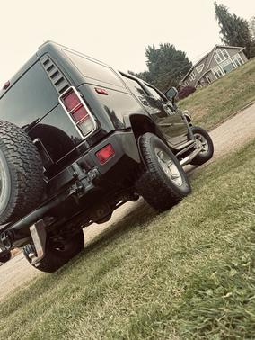 Black 2005 Hummer H2 Base