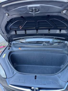 2016 Tesla Model X 90D