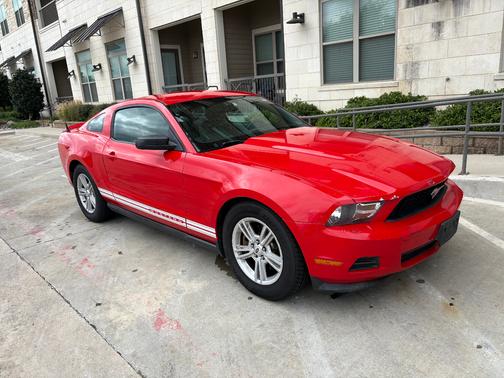 2012 Ford Mustang V6