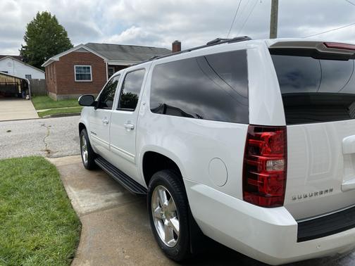 2014 Chevrolet Suburban 1500 LT