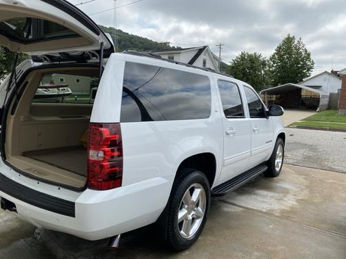 2014 Chevrolet Suburban 1500 LT