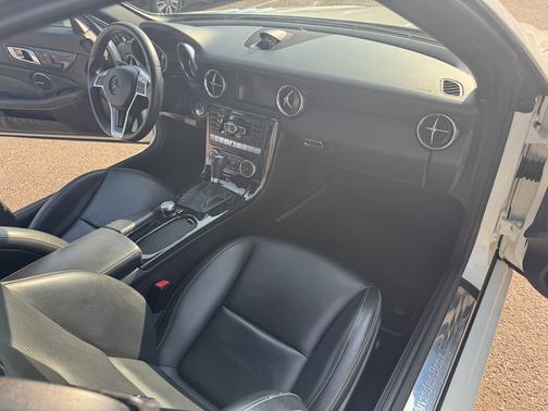 White 2012 Mercedes-Benz SLK-Class SLK 350