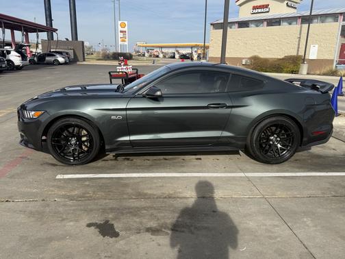 2016 Ford Mustang GT Premium