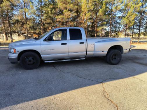 2004 Dodge Ram 3500 Laramie Quad Cab DRW