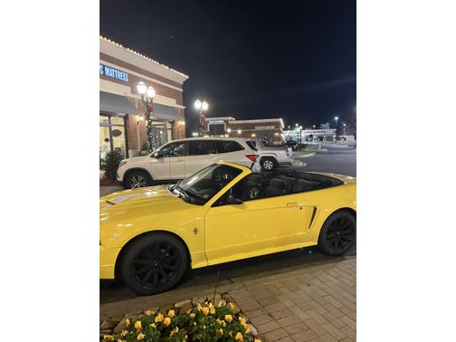 2001 Ford Mustang Premium