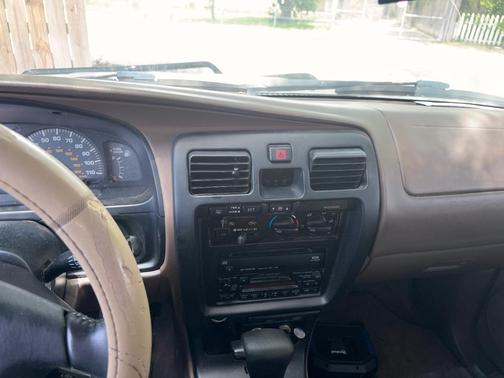 Silver 1999 Toyota 4Runner SR5