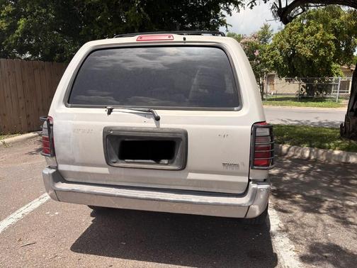 Gray 1999 Toyota 4Runner SR5