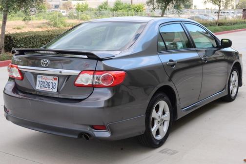 Gray 2013 Toyota Corolla S