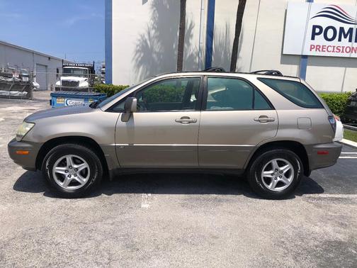 Gold 2002 Lexus RX 300 Base