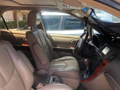Gold 2002 Lexus RX 300 Base