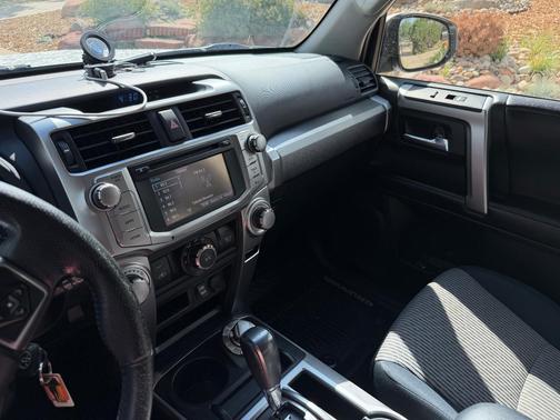 White 2016 Toyota 4Runner SR5