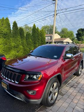 Red 2014 Jeep Grand Cherokee Limited