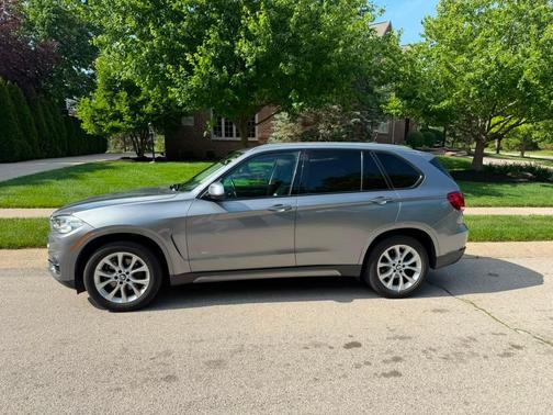 Gray 2015 BMW X5 xDrive35i