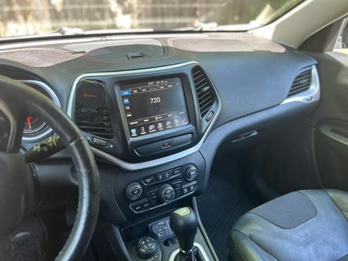 Black 2017 Jeep Cherokee Trailhawk