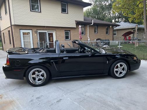 2001 Ford Mustang SVT Cobra