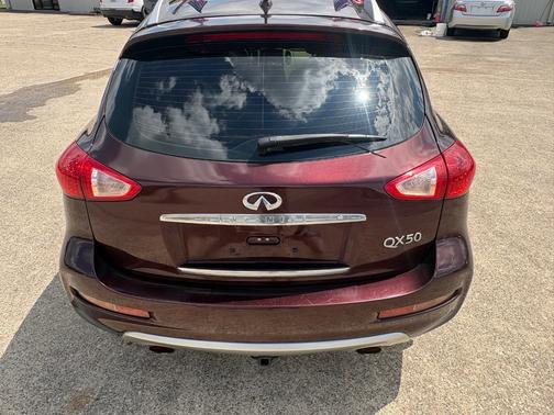 2016 INFINITI QX50 Base