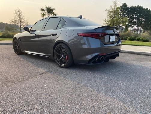 2021 Alfa Romeo Giulia Quadrifoglio