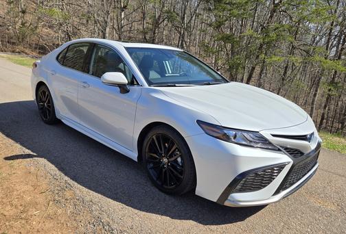 2023 Toyota Camry Hybrid XSE
