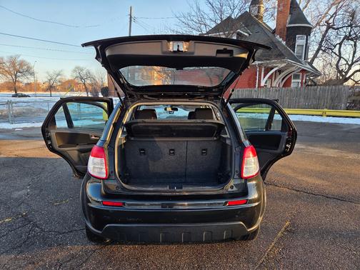 2012 Suzuki SX4 Technology