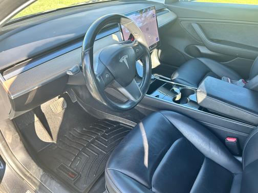 2018 Tesla Model 3 Performance