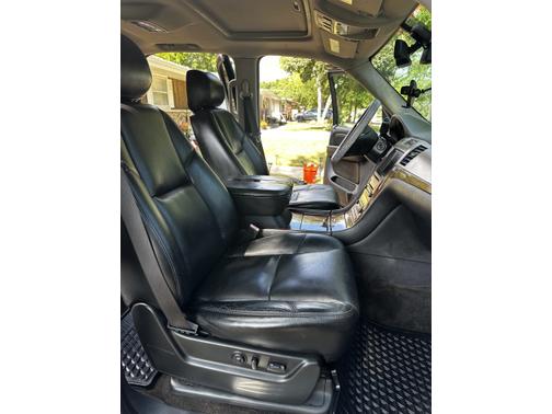 2007 Cadillac Escalade Base