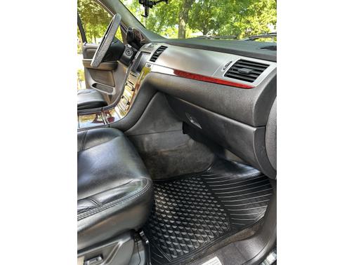 2007 Cadillac Escalade Base