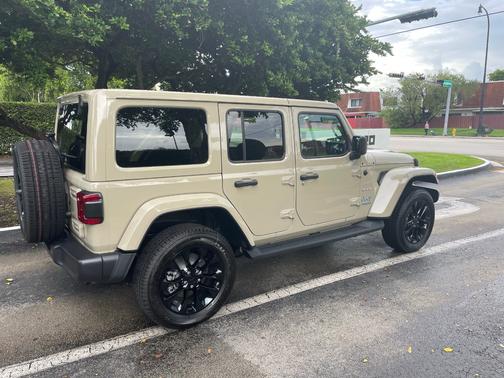Beige 2022 Jeep Wrangler Unlimited 4xe Sahara