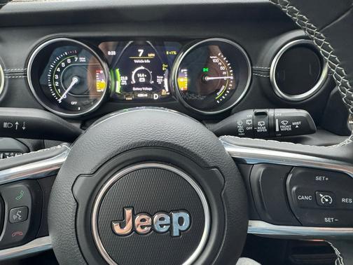 Beige 2022 Jeep Wrangler Unlimited 4xe Sahara