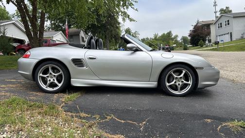 2004 Porsche Boxster Base