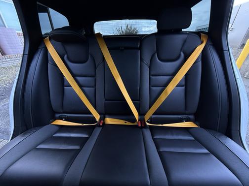 2022 Volvo V60 Recharge Plug-In Hybrid T8 Polestar Engineered