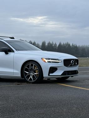 2022 Volvo V60 Recharge Plug-In Hybrid T8 Polestar Engineered