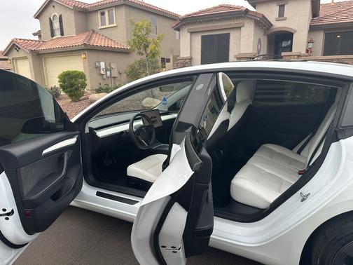 2022 Tesla Model 3 Base