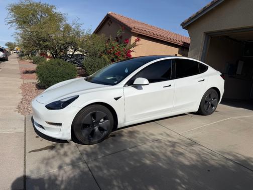 2022 Tesla Model 3 Base