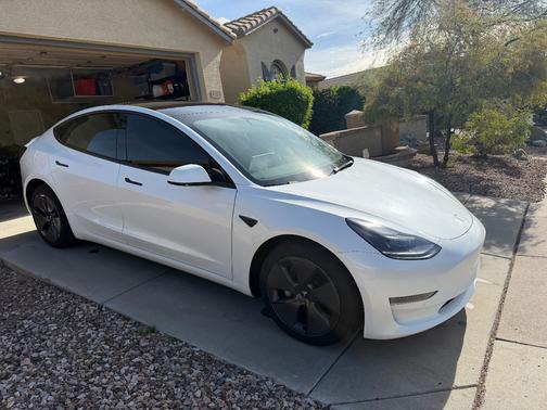 2022 Tesla Model 3 Base