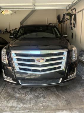2016 Cadillac Escalade Luxury